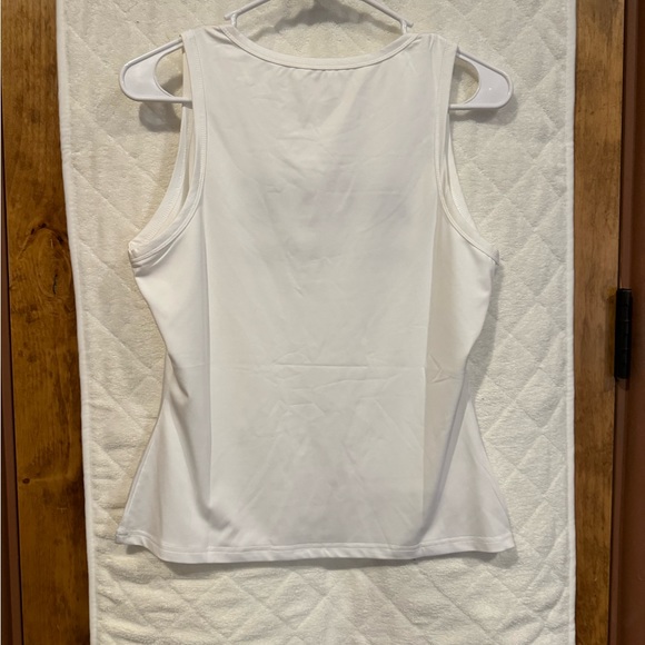 Workout tank top - Picture 2 of 2